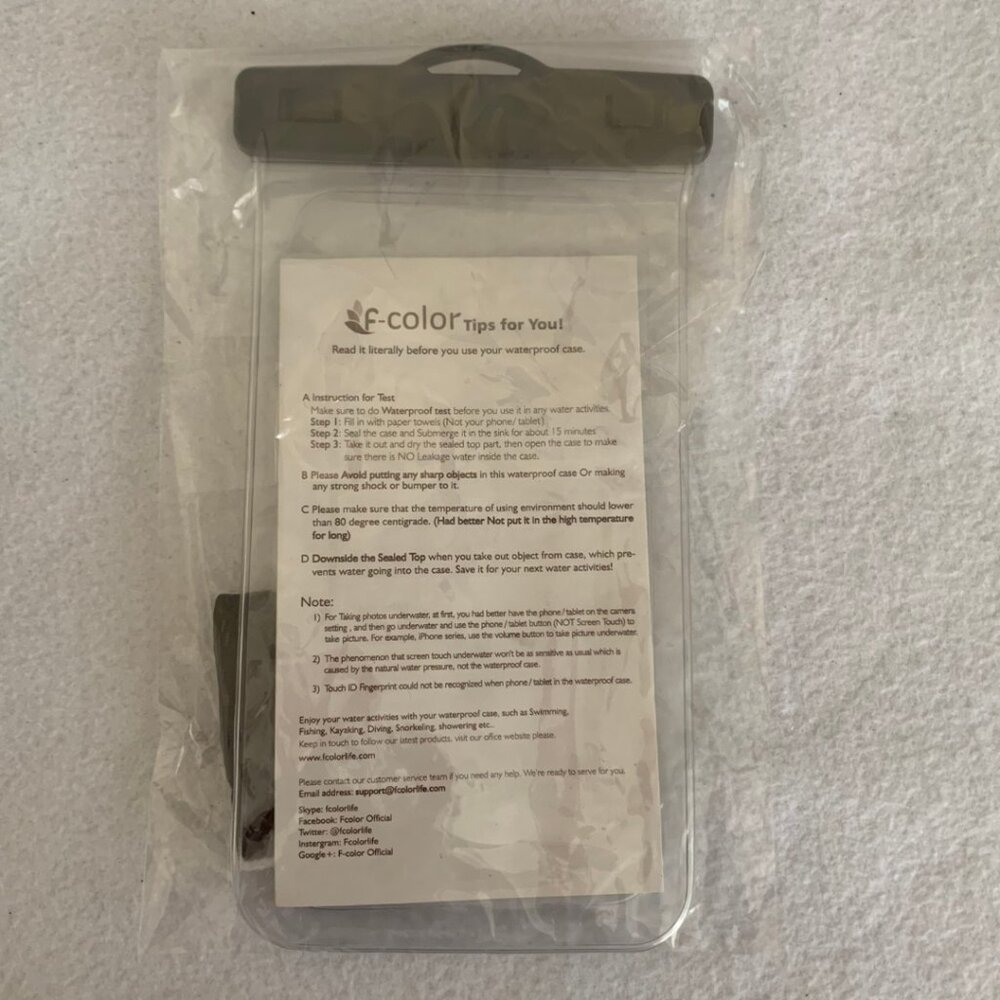 Waterproof Phone Pouch for Aquatic Sports - Picture 9 of 11